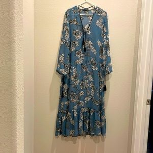 Lucky Leaves women’s green & black printed long sleeved boho style M maxi dress.
